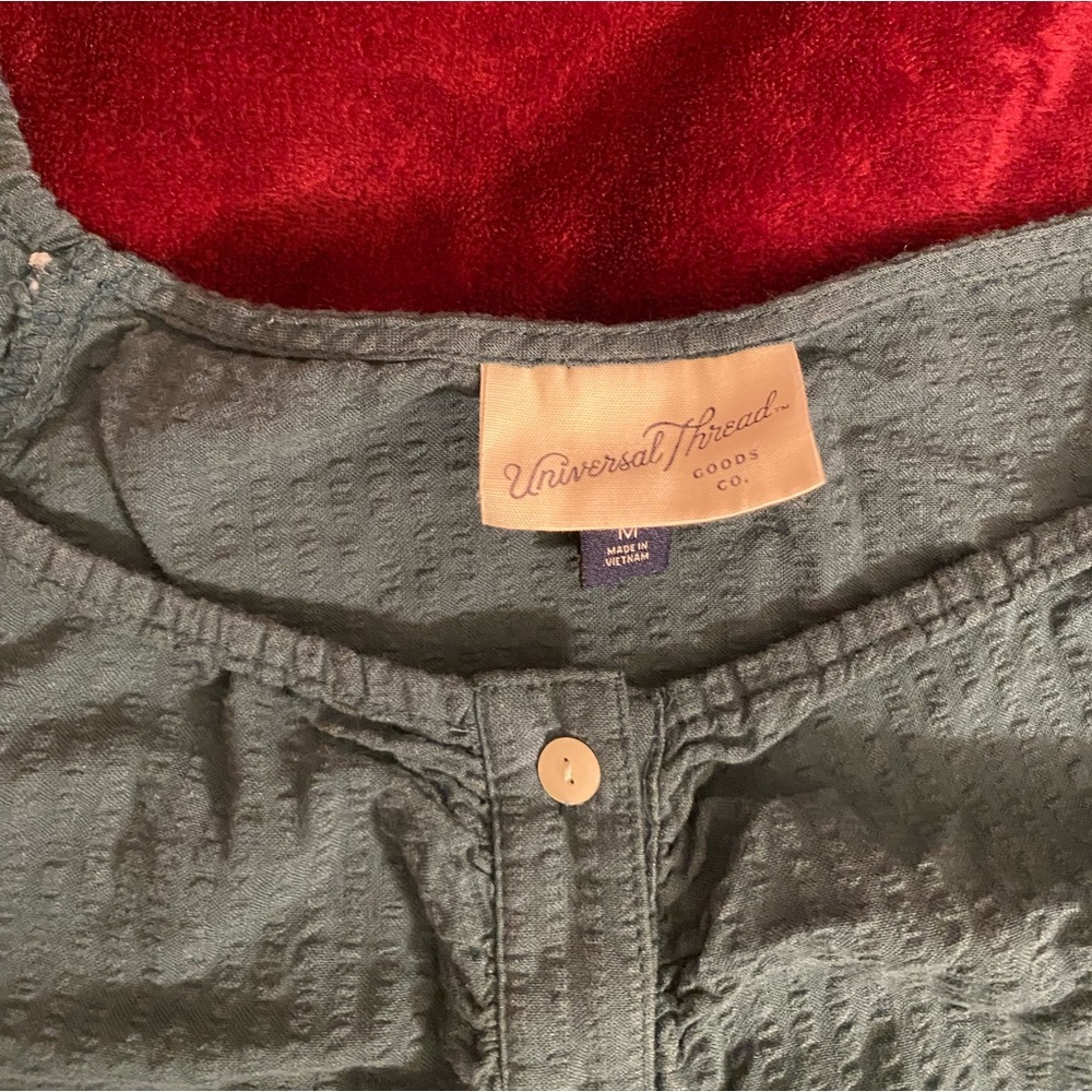 Top - Picture 4 of 4